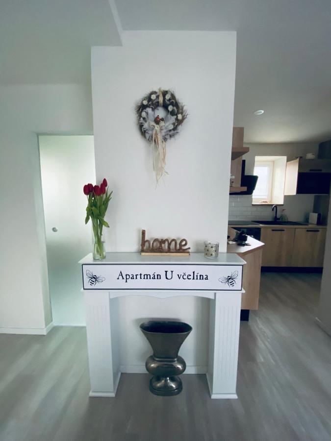 Apartman U Vcelina Chlumec nad Cidlinou Ngoại thất bức ảnh